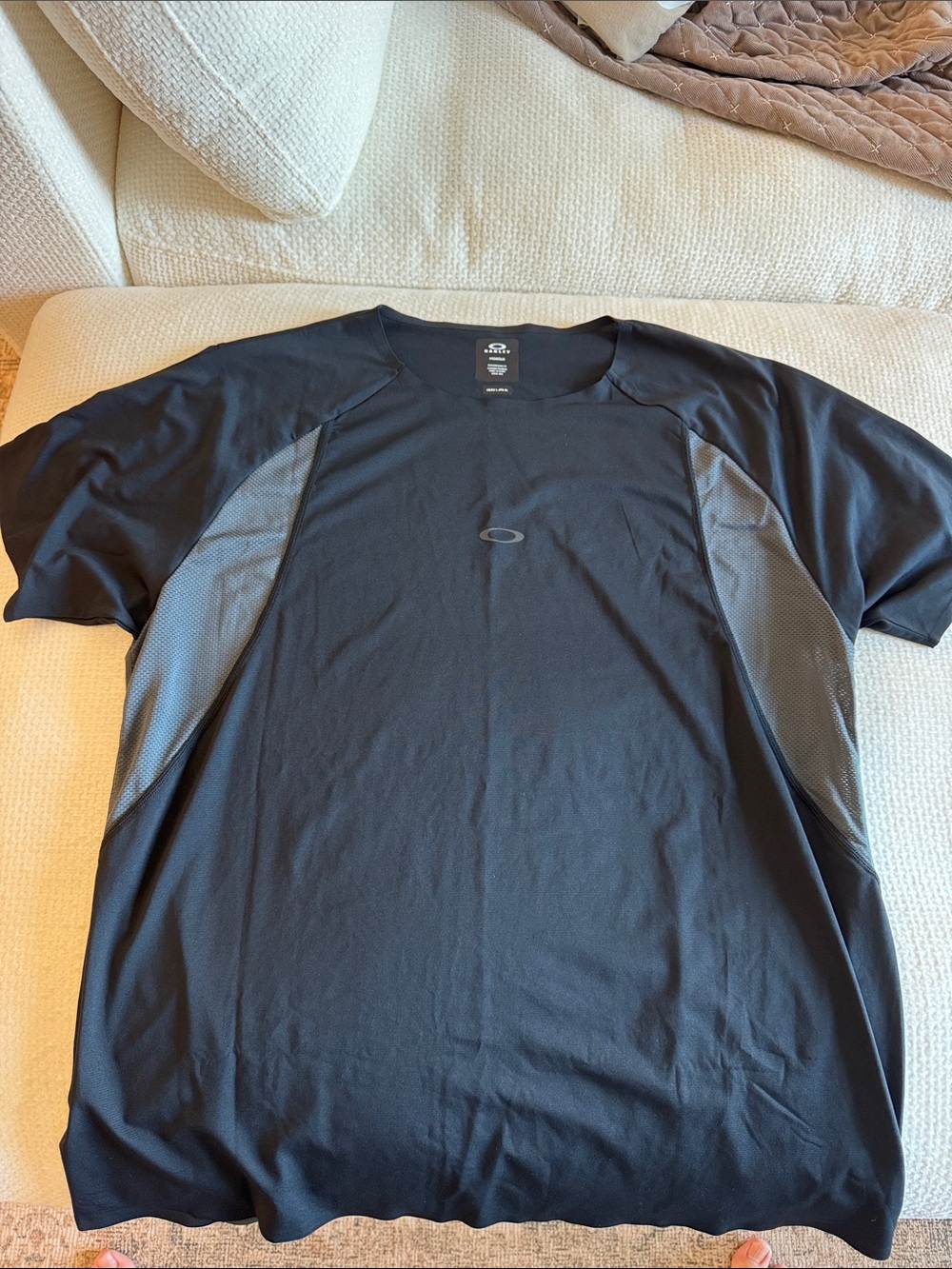 Men’s Running Performance Shirts - Rabbit & Oakley - Picture 6 of 7